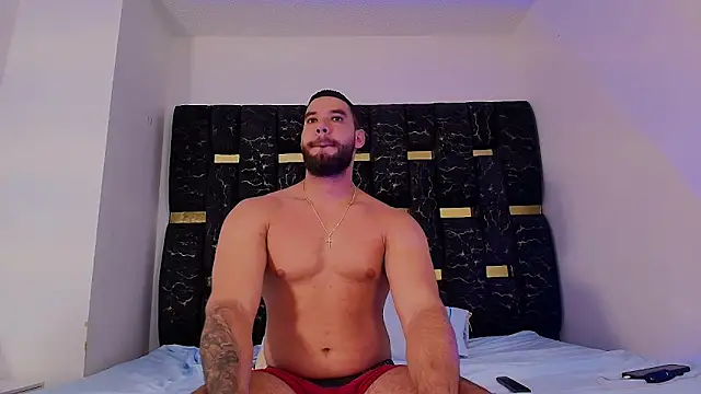 chris blake   online show from November 7, 2025, 8:09 pm