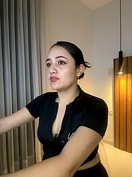 Snapshot of Isa_1207 chatting on November 27, 2025, 1:29 am Isa 1207 online show from November 27, 2025, 1:29 am