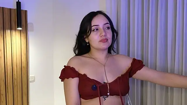 Snapshot of Isa_1207 chatting on December 3, 2025, 1:13 am Isa 1207 online show from December 3, 2025, 1:13 am