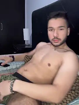 alejocoleman online show from October 28, 2025, 9:50 pm