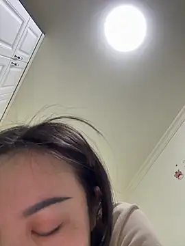 aa520uv online show from December 15, 2025, 2:27 am