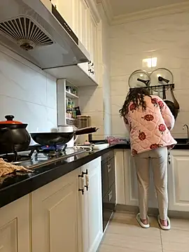 aa520uv online show from January 17, 2026, 3:00 am