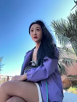 linger-23 online show from December 1, 2025, 6:18 am