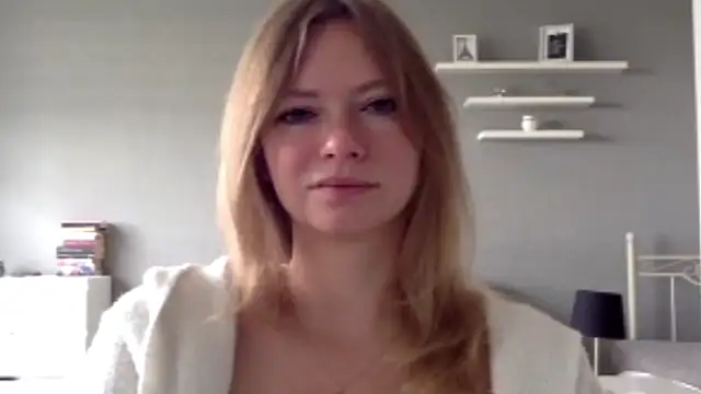 MillieShow online show from September 17, 2025, 6:59 am