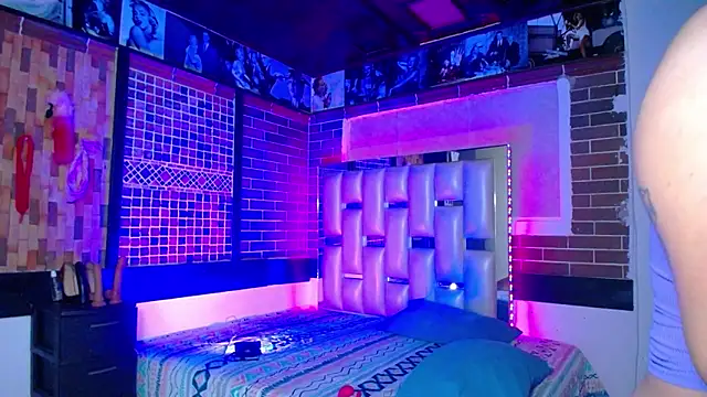 kriss sweetboobs10 online show from March 24, 2026, 12:43 pm