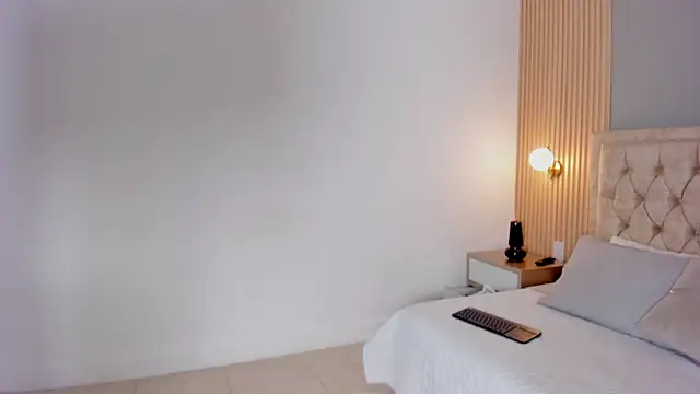 Hera goddesss online show from October 14, 2025, 7:14 pm