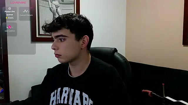 lukeboyce33 online show from April 10, 2026, 3:12 am