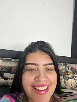 Snapshot of Candy_Roose chatting on March 22, 2025, 4:24 am Candy Roose online show from March 22, 2025, 4:24 am