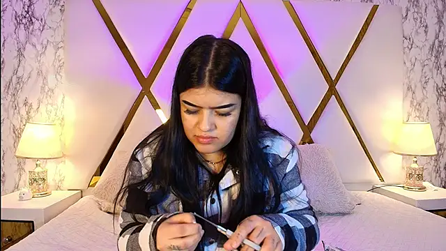 Snapshot of Candy_Roose chatting on October 30, 2025, 7:10 am Candy Roose online show from October 30, 2025, 7:10 am