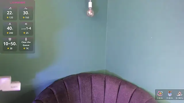 Alice 26  online show from September 17, 2025, 7:48 pm