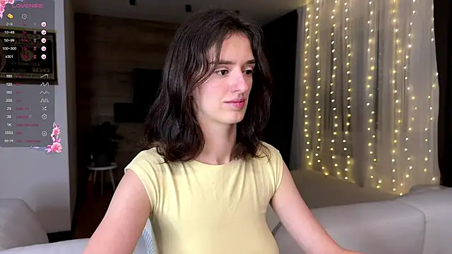 TwinTemptations online show from November 17, 2025, 9:20 pm