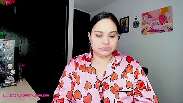 ashliecooperrr online show from November 23, 2025, 6:35 am