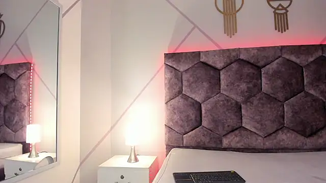 Chloe Durand  online show from March 16, 2025, 12:56 am