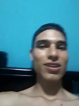 Snapshot of Saul_yei chatting on March 15, 2025, 3:18 am Saul yei online show from March 15, 2025, 3:18 am