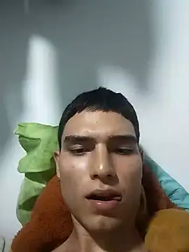 Snapshot of Saul_yei chatting on March 17, 2025, 10:49 pm Saul yei online show from March 17, 2025, 10:49 pm