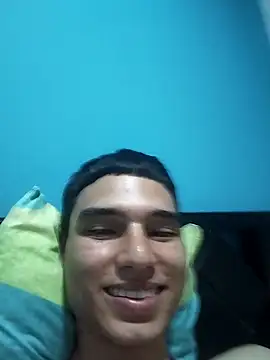 Snapshot of Saul_yei chatting on March 18, 2025, 8:58 am Saul yei online show from March 18, 2025, 8:58 am