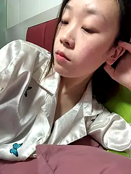 Minnie-66 online show from September 20, 2025, 10:27 am