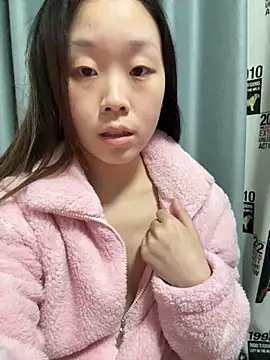 Minnie-66 online show from October 24, 2025, 11:28 am