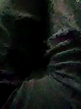 Snapshot of royall_queen chatting on March 18, 2025, 5:53 pm royall queen online show from March 18, 2025, 5:53 pm