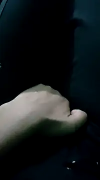 Snapshot of royall_queen chatting on March 20, 2025, 8:19 pm royall queen online show from March 20, 2025, 8:19 pm