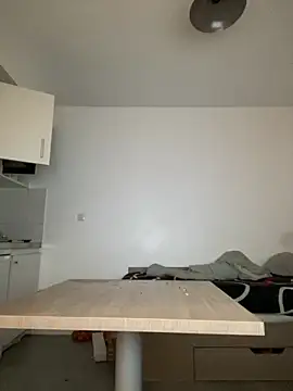 Renoirmonter online show from November 16, 2025, 7:19 pm