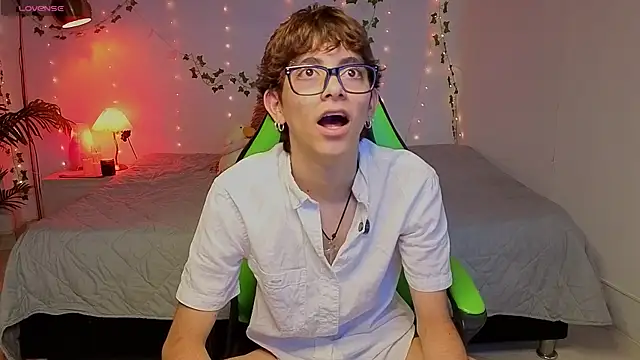 Matty Sparkk online show from August 3, 2026, 1:38 pm