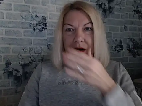 Lillia Ray online show from October 13, 2025, 5:51 am