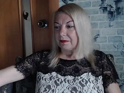 Snapshot of Lillia_Ray chatting on June 3, 2026, 2:33 pm Lillia Ray online show from June 3, 2026, 2:33 pm
