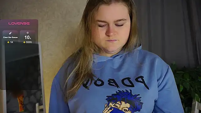 Snapshot of SibleyAllston chatting on September 8, 2025, 5:01 pm SibleyAllston online show from September 8, 2025, 5:01 pm