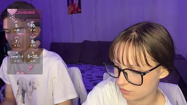 Romanhavesweetydick777 online show from November 2, 2025, 5:04 pm