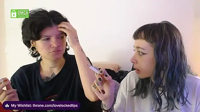 Snapshot of lovelockedlips chatting on March 25, 2026, 3:29 pm lovelockedlips online show from March 25, 2026, 3:29 pm