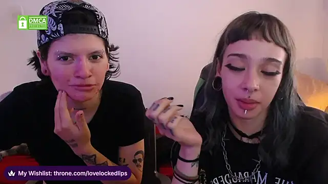 Snapshot of lovelockedlips chatting on March 29, 2026, 6:08 pm lovelockedlips online show from March 29, 2026, 6:08 pm