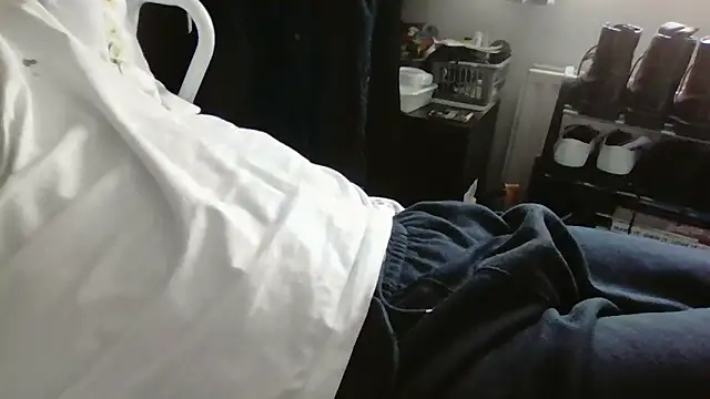 cumplaywithme78 online show from April 16, 2026, 9:43 am