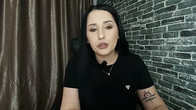 missdyaa online show from April 11, 2026, 10:36 pm