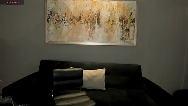 MaiaCollins online show from January 8, 2026, 6:32 pm