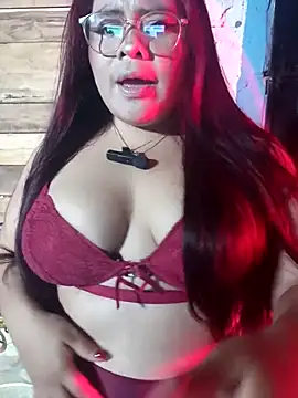 Trilyn25 online show from October 16, 2025, 2:01 am