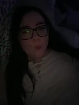 Snapshot of noface_guy09 chatting on March 17, 2025, 3:25 am noface guy09 online show from March 17, 2025, 3:25 am