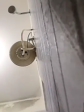 Snapshot of Treeskothik chatting on September 28, 2025, 1:00 am Treeskothik online show from September 28, 2025, 1:00 am