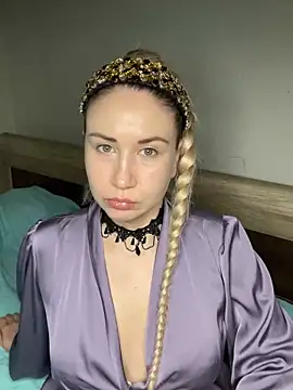 Snapshot of Nikusia chatting on March 22, 2025, 6:14 pm Nikusia online show from March 22, 2025, 6:14 pm