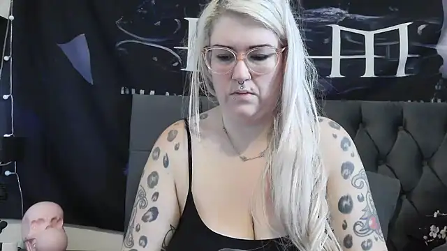 Sizzling Indie36 online show from October 18, 2025, 10:05 am