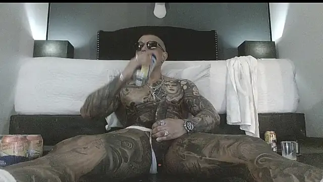 danilog515 online show from September 29, 2025, 12:05 am