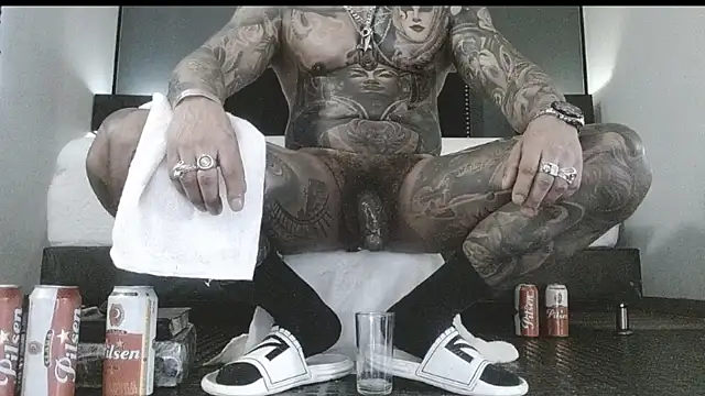 danilog515 online show from October 27, 2025, 9:08 pm