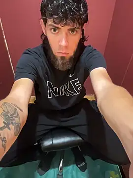 bwcizThrobbing online show from October 28, 2025, 9:35 am