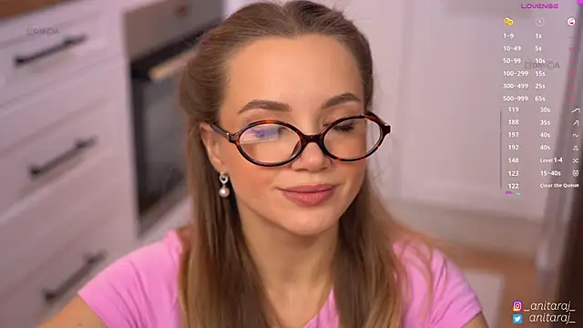 anitaraj  online show from November 20, 2025, 6:40 pm