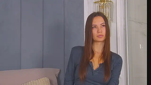 Snapshot of YourCass chatting on October 13, 2025, 4:23 am YourCass online show from October 13, 2025, 4:23 am