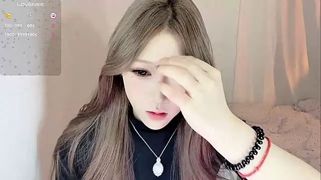 -monica-tina- online show from September 28, 2025, 7:52 pm