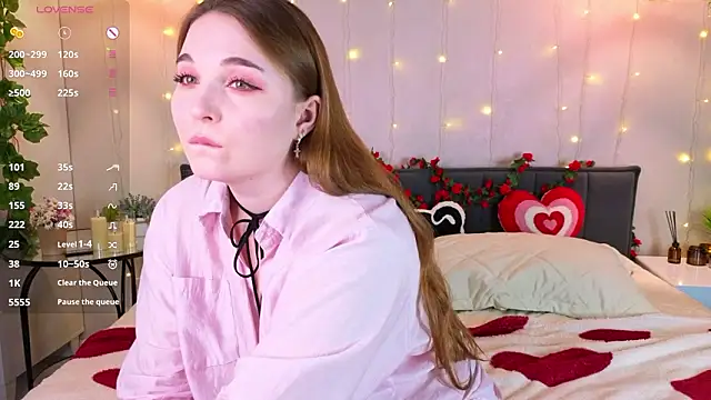 Snapshot of ConstanceHelms chatting on February 25, 2026, 5:06 am ConstanceHelms online show from February 25, 2026, 5:06 am