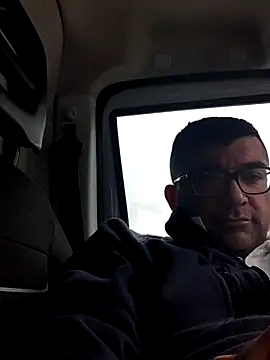 Maurzioxh online show from September 26, 2025, 12:20 pm