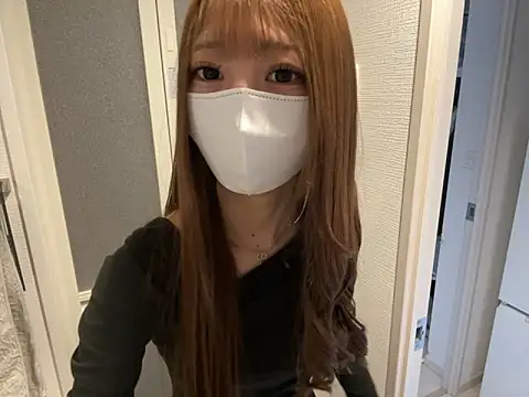 yunayuna 1231 online show from December 23, 2025, 2:42 am