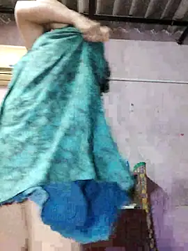 Snapshot of JENNIFERtamil chatting on March 17, 2026, 7:44 am JENNIFERtamil online show from March 17, 2026, 7:44 am